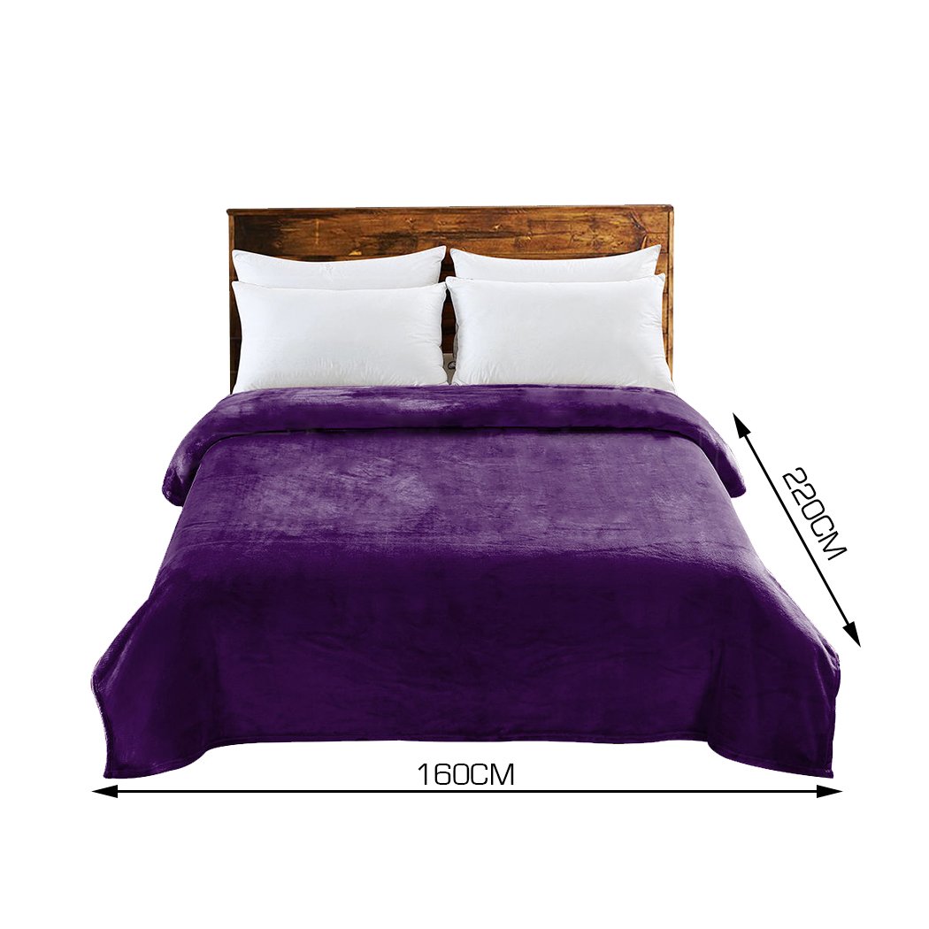 DreamZ 320GSM Ultra Soft Mink Blanket in aubergine color, showcasing its plush texture and generous size of 220x160cm.